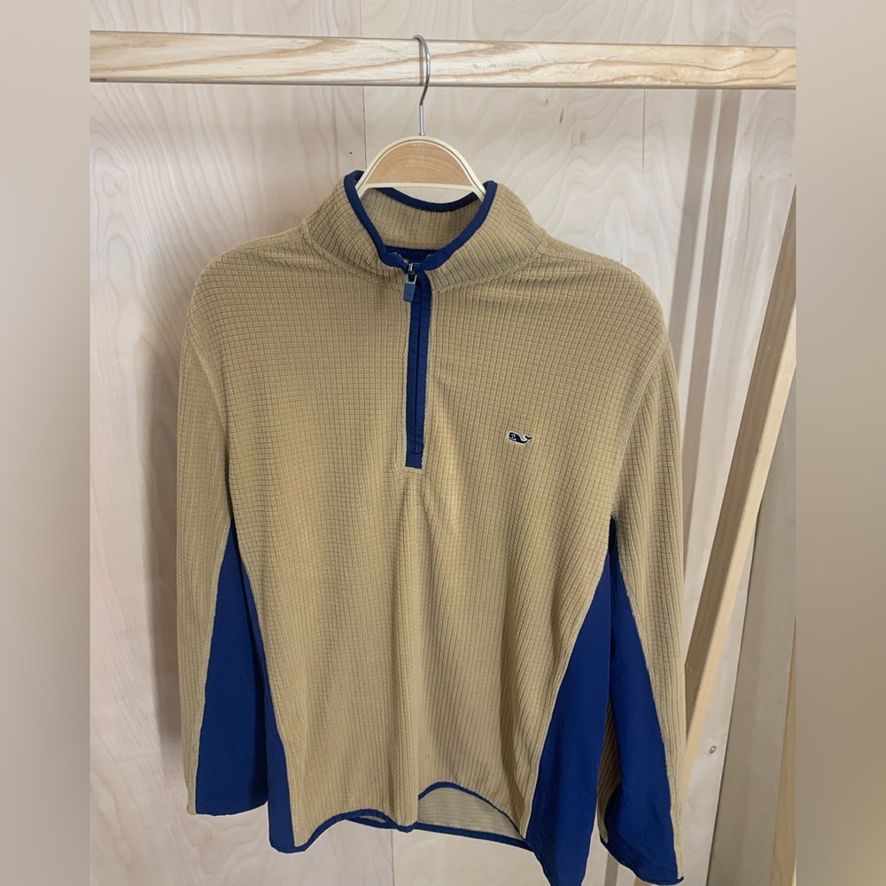 Vineyard Vines Men’s quarter-zip fleece pullover, waffle pattern